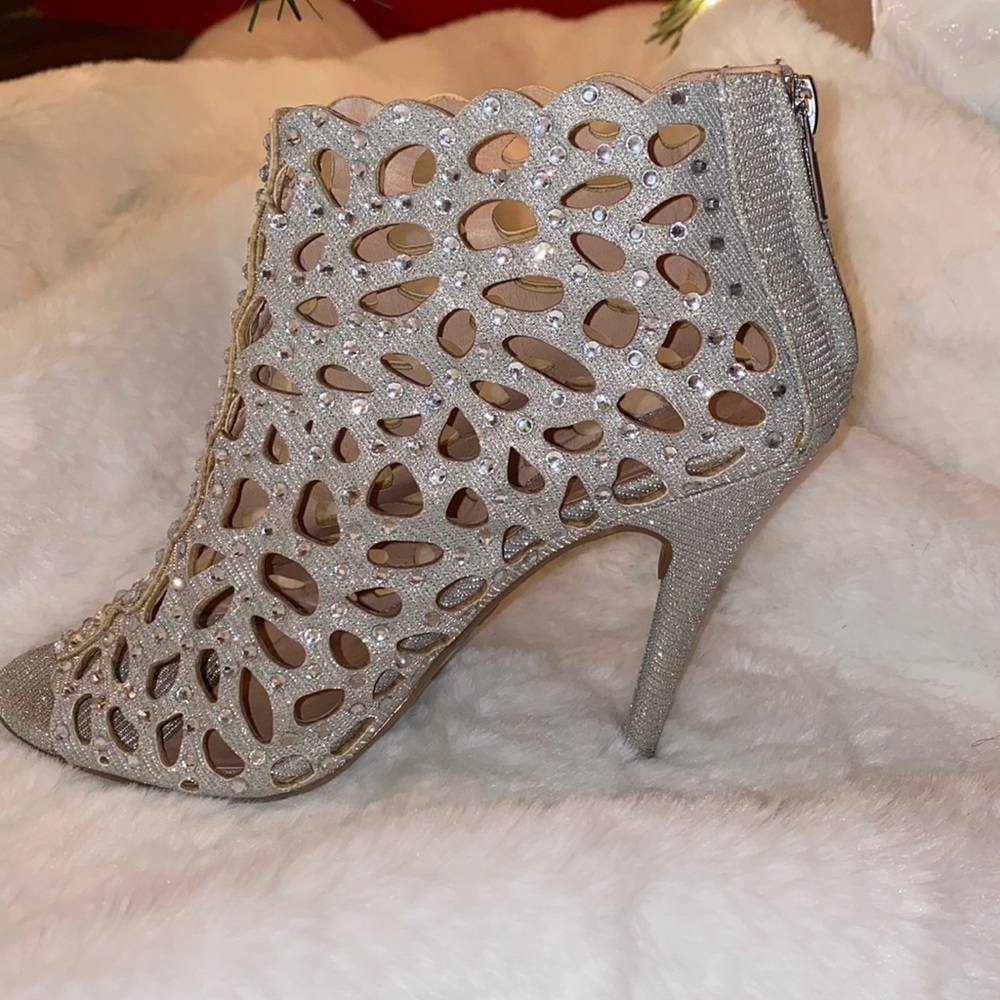 Zigi Soho Silver Rhinestone Heels
